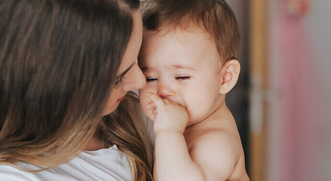 Cuiados en el reflujo gastroesofágico | Más Abrazos by Huggies